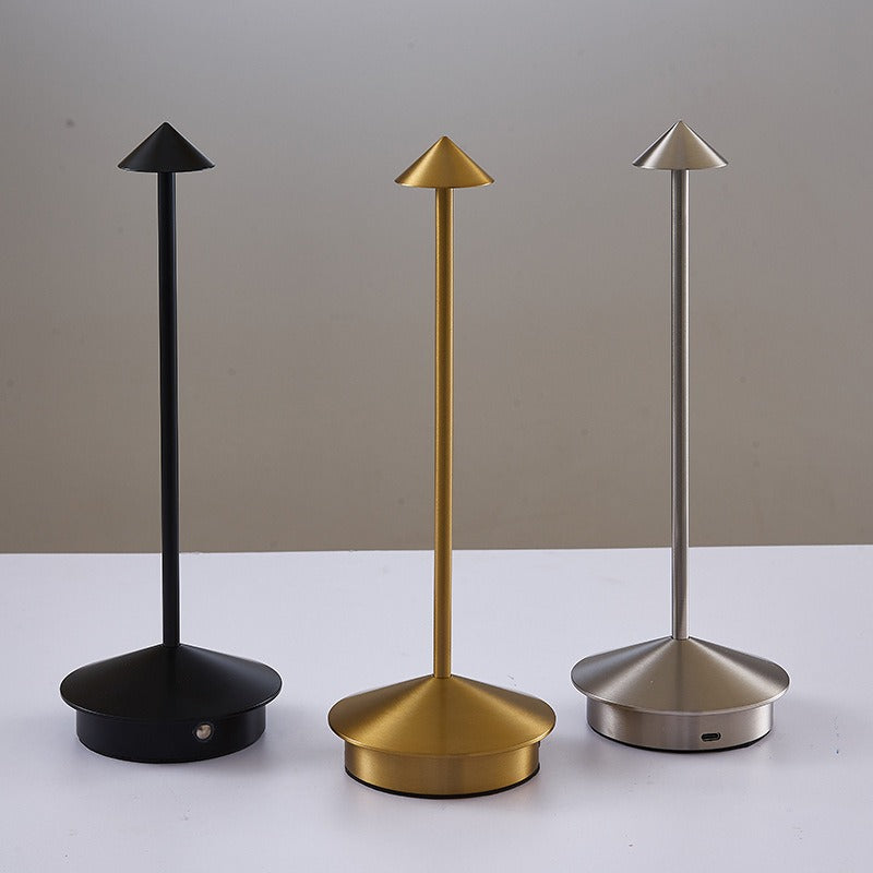 Noelle – Lampe de Table LED Moderne