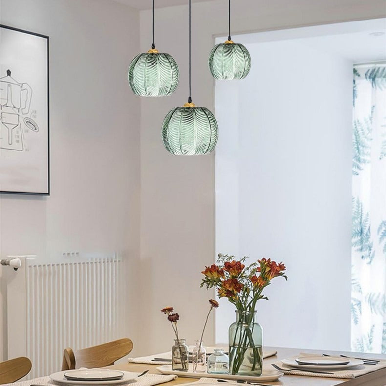 Aveline – Suspension en verre avec motif de feuille