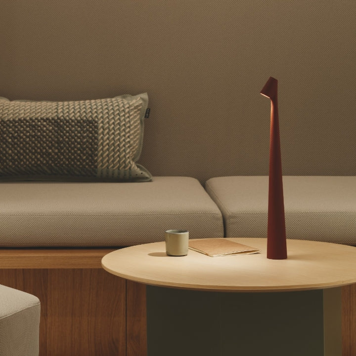 Petite lampe de table moderne pour table de chevet