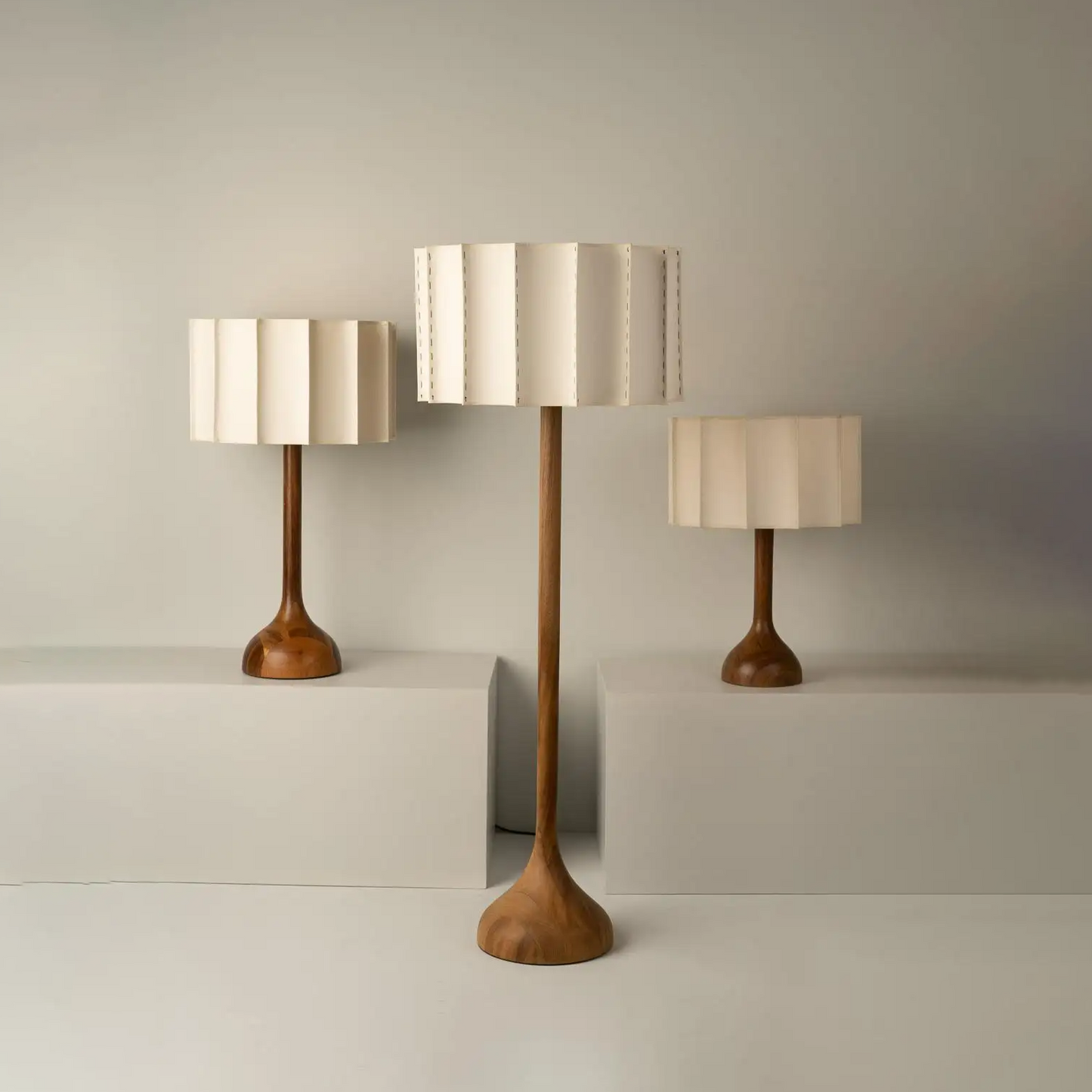 Kaito – Lampe de table moderne de style japonais