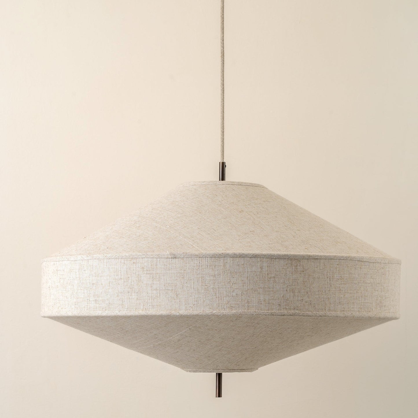 Kiyomi – Suspension design japonaise