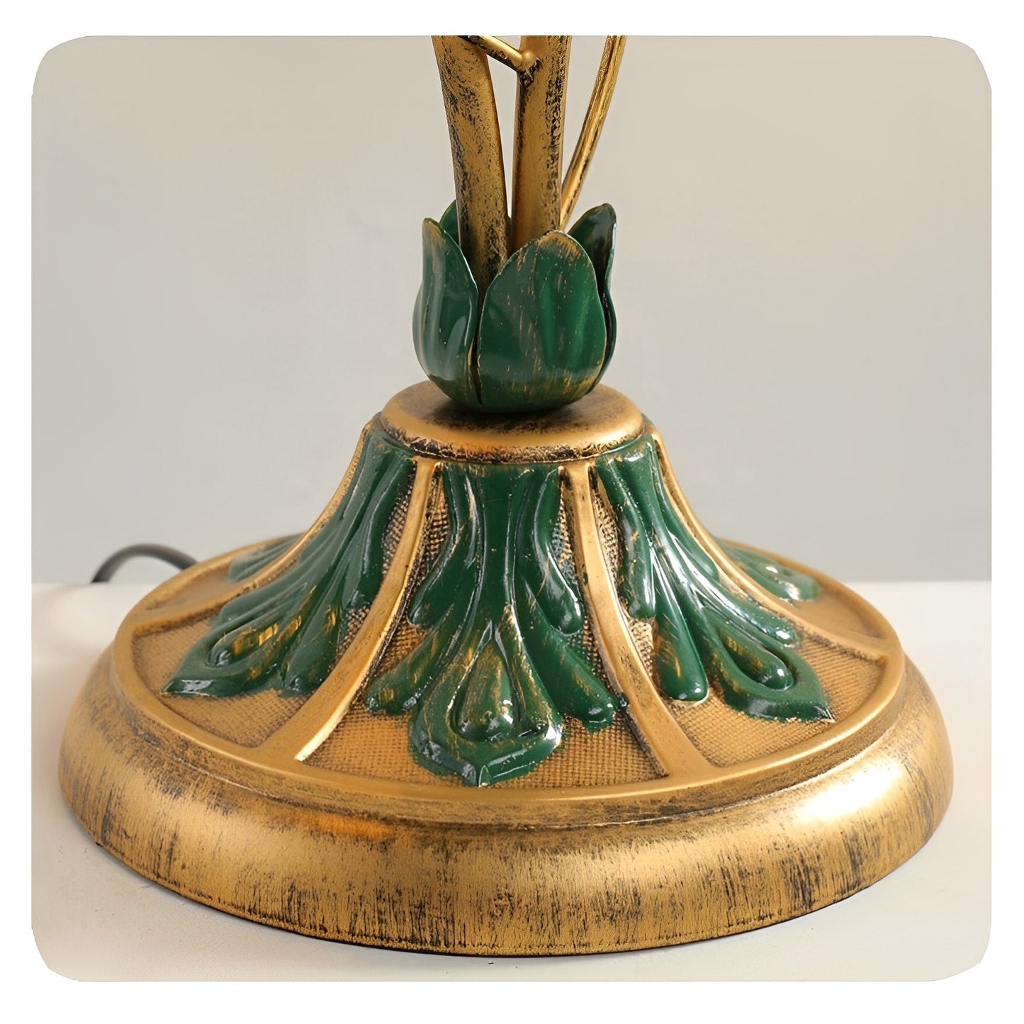Ella – Lampe de Table Fleur Française