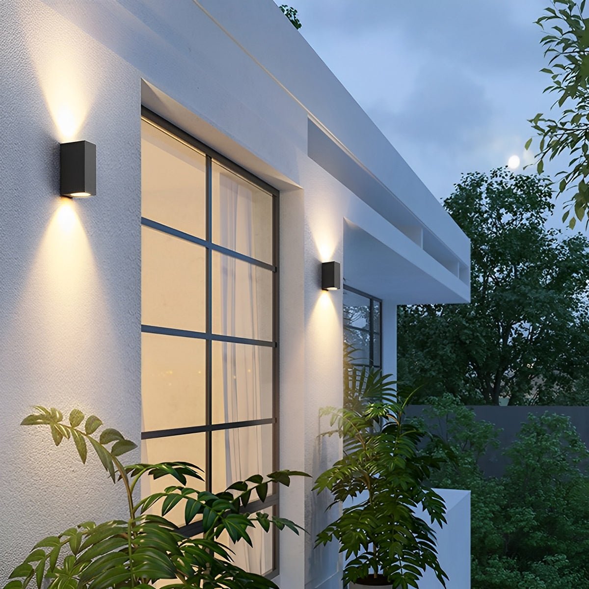 Lora – Lave-murale extérieure carrée moderne