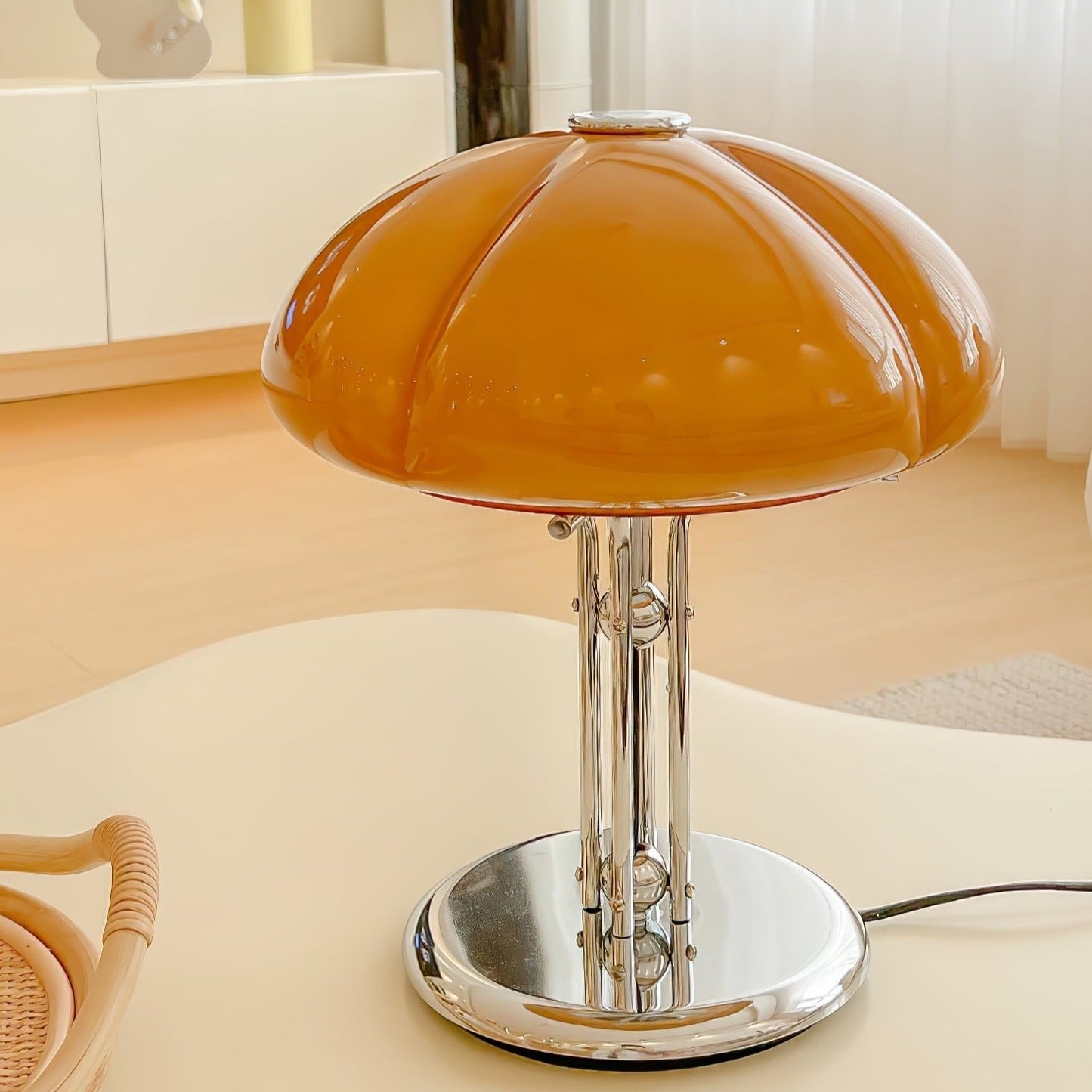 Noemi – Lampe de table créative en citrouille