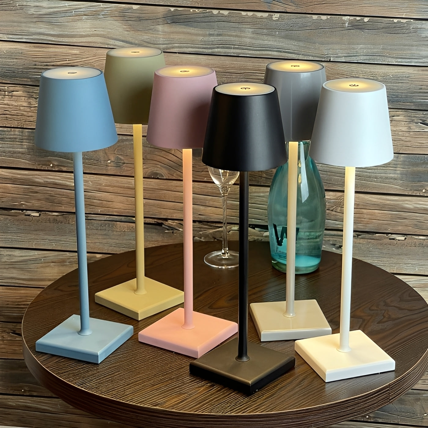 Isla – Lampe de table LED en aluminium rechargeable