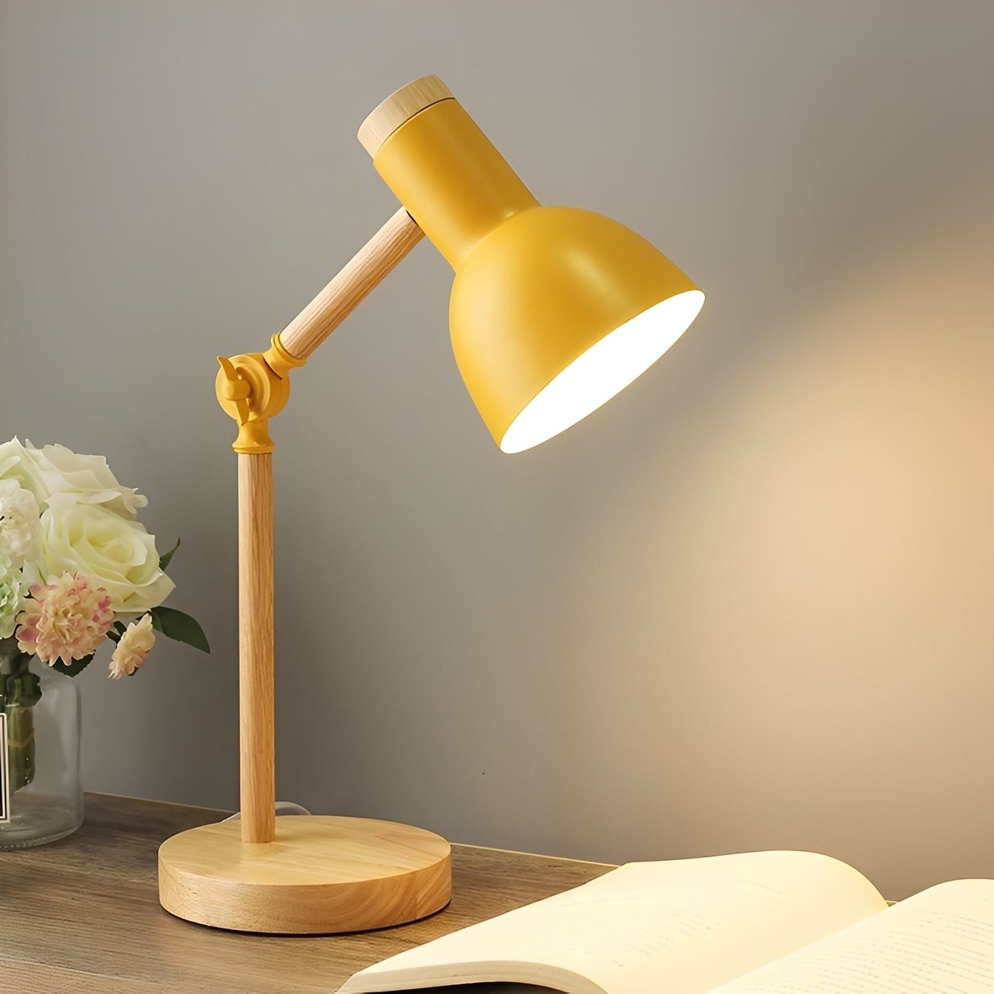 Elara – Lampe de chevet nordique