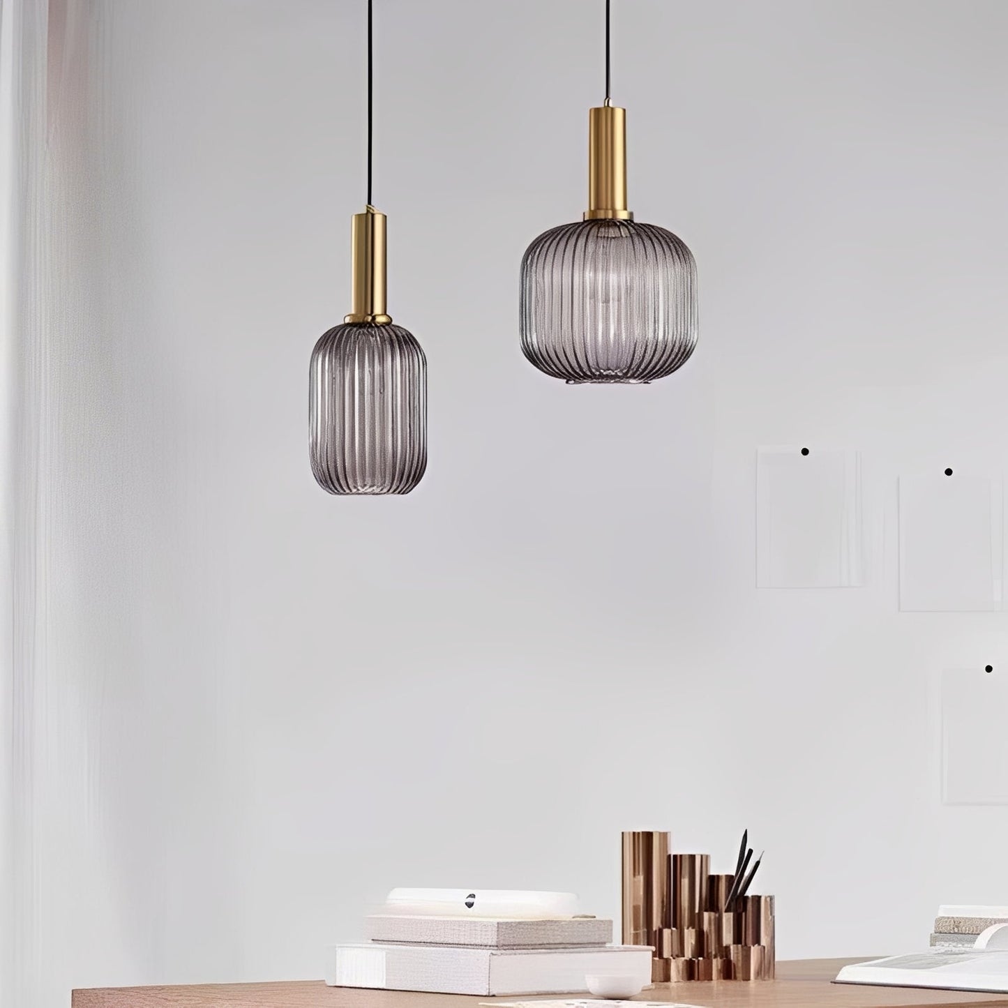 Dario – Suspension en verre fumé