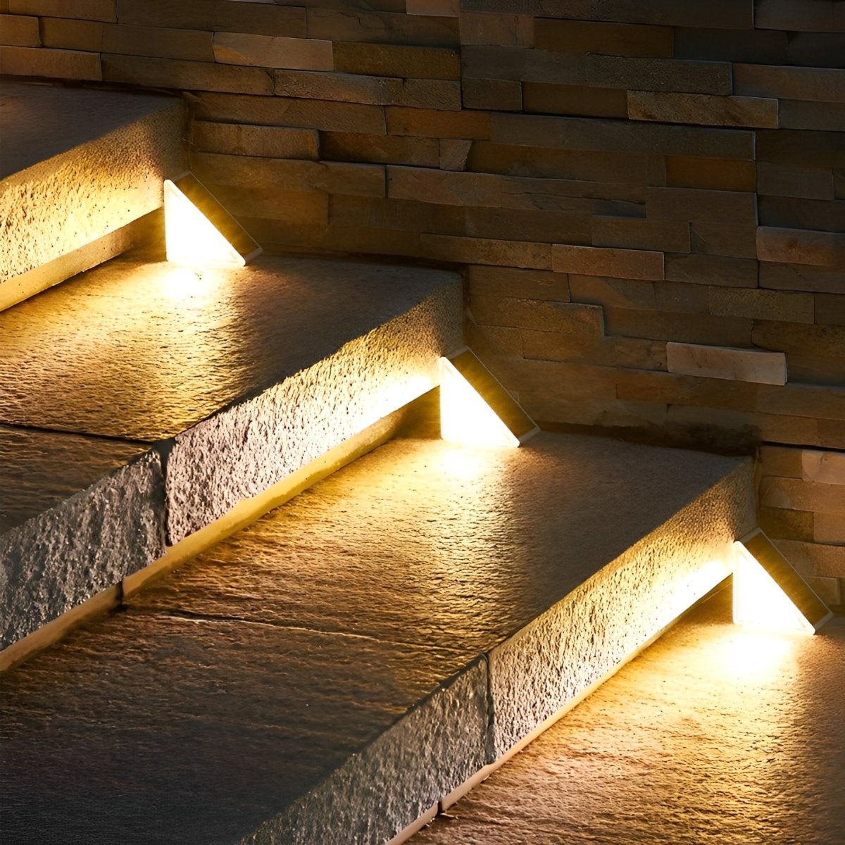 Solin – Lampes de marche solaires LED triangulaires intelligentes