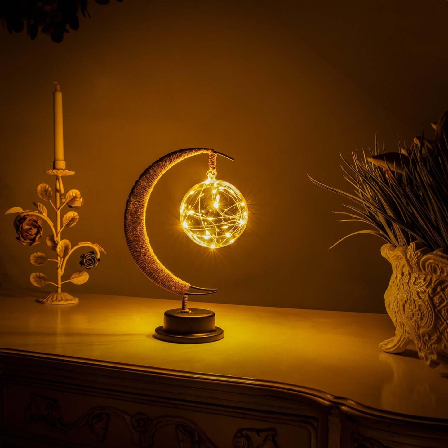 LuneMagie – Lampe LED en forme de lune avec éclat féerique