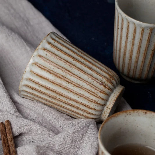 Nadine – Tasse à thé rétro