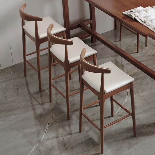 Alexa – Tabouret nordique minimaliste en bois massif