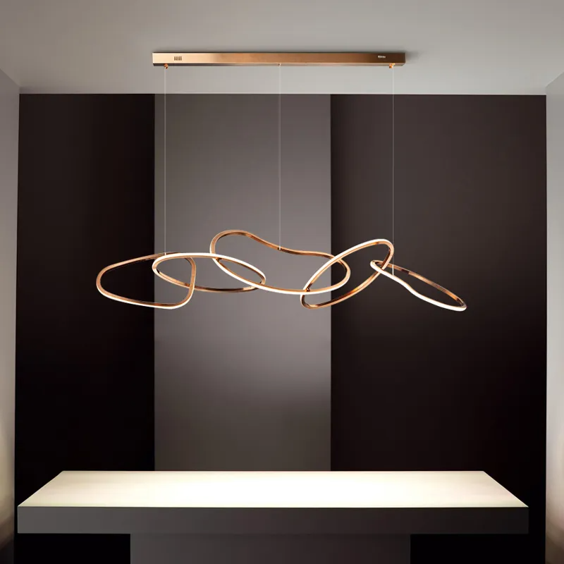 Reina – Suspension minimaliste postmoderne